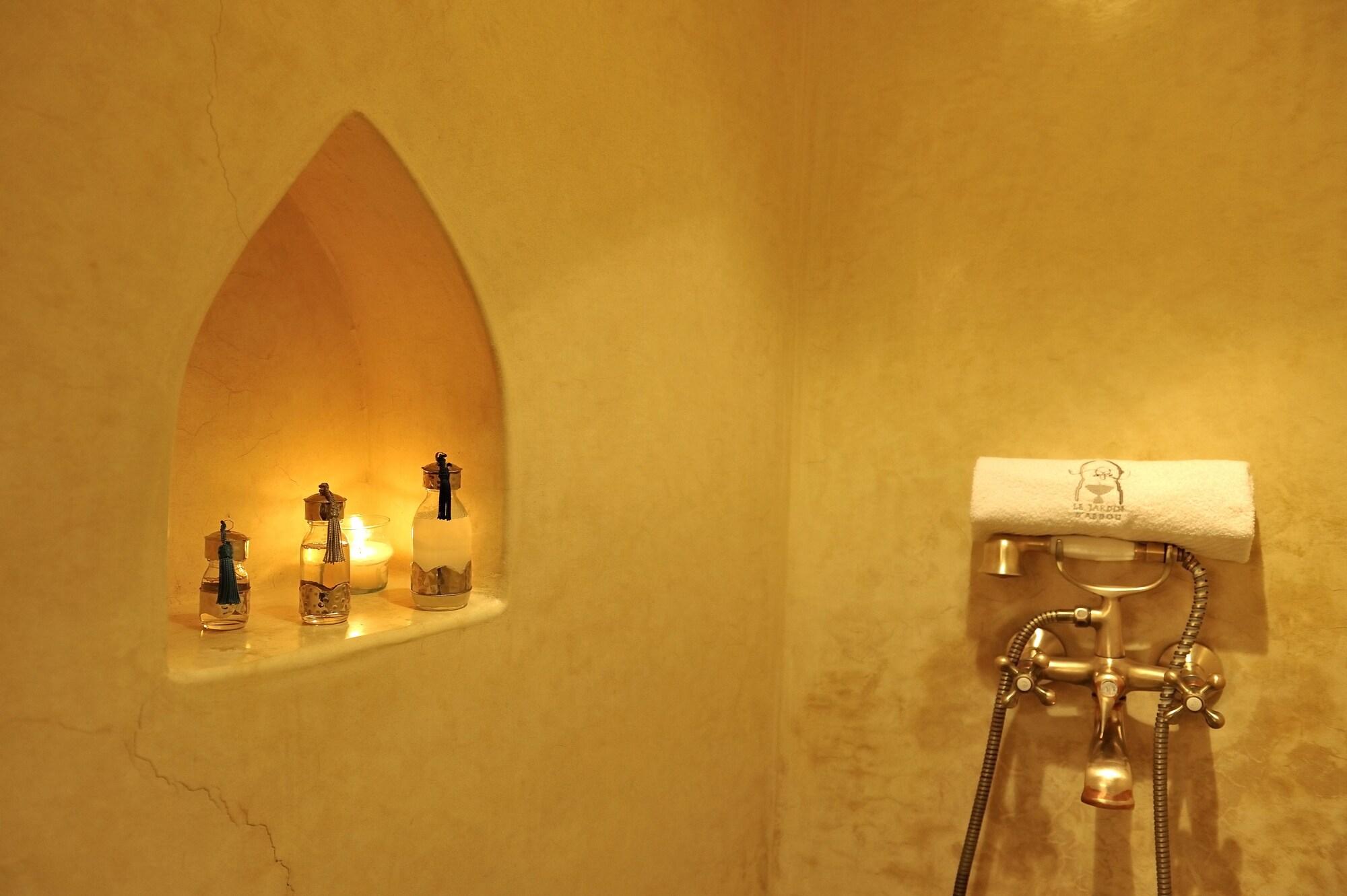 Riad Le Jardin D'Abdou Marrakesh Exteriör bild A niche in a bathroom