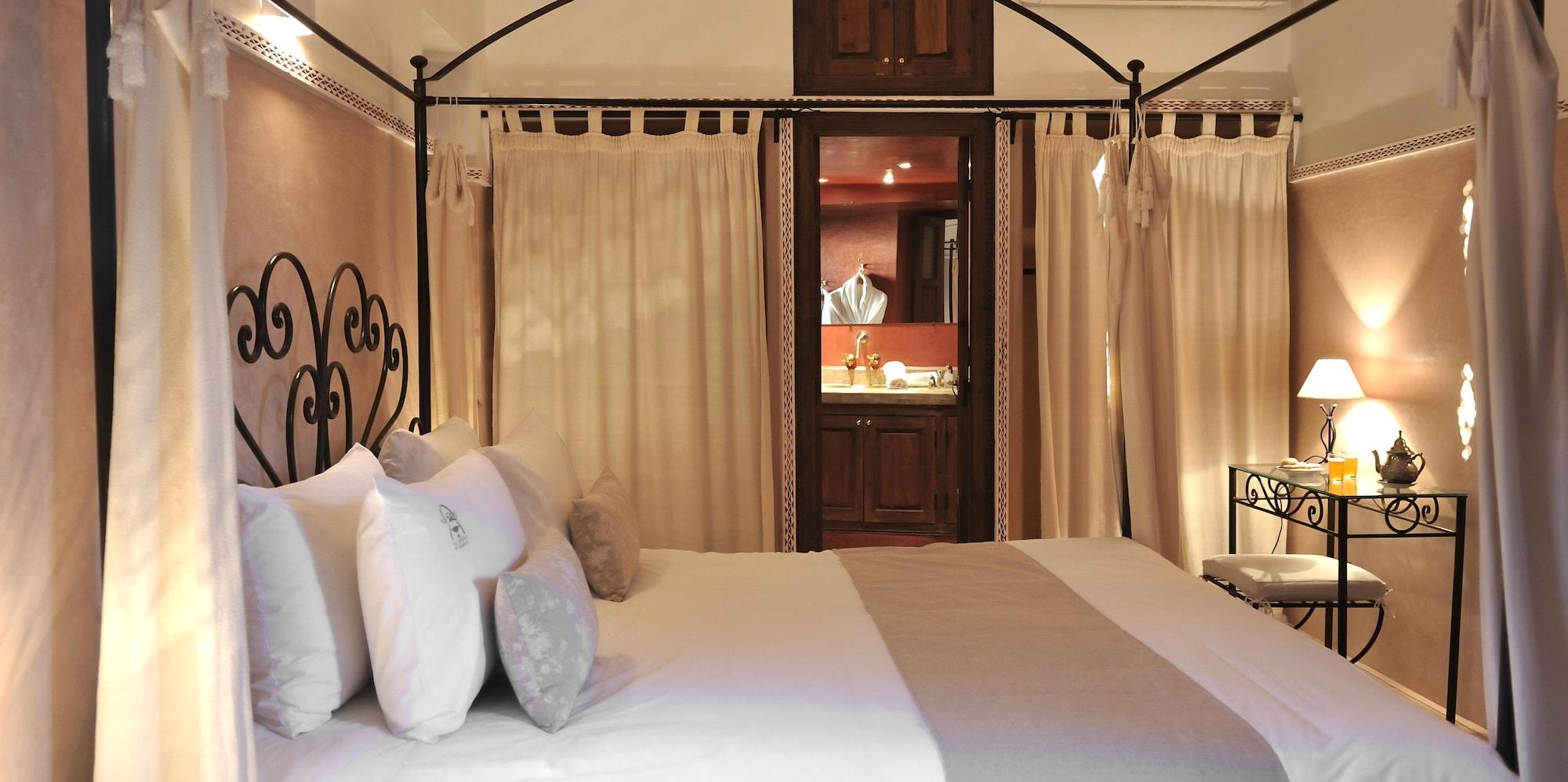 Riad Le Jardin D'Abdou Marrakesh Exteriör bild A bedroom at the hotel